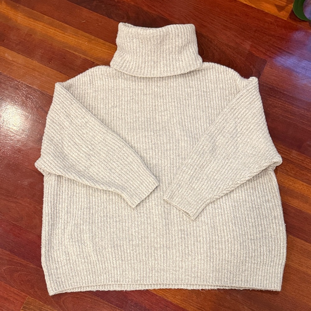 Zara Gray Ribbed Turtleneck Sweater